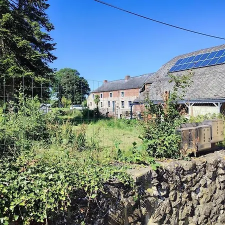 Le Champs Des Lievres Apartment