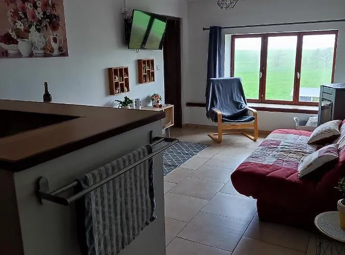 Le Champs Des Lievres *